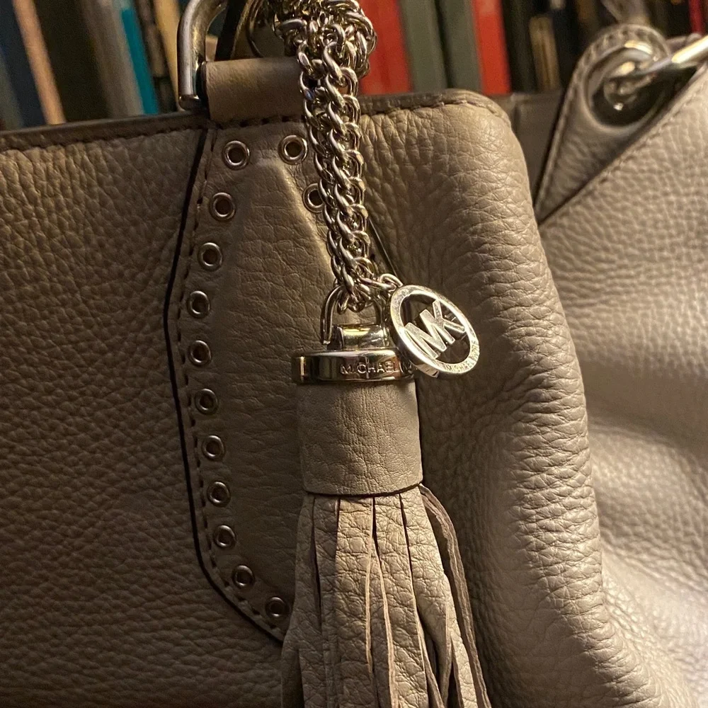 Michael Kors Brooklyn Large Pebbled Leather Convertible Satchel Crossbody VGUC - Picture 13 of 16